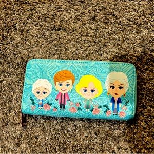 Large zip around golden girls wallet
